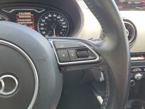 Used 2016 Audi A3 e-tron Premium Plus w/ Premium Plus Package FWD image 22