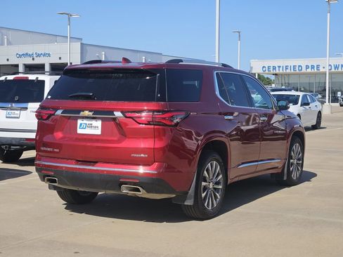 Used 2023 Chevrolet Traverse Premier AWD/4WD image 10