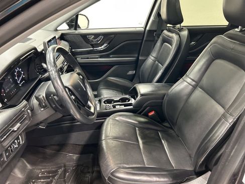 Used 2021 Lincoln Corsair AWD w/ Premium Package image 10