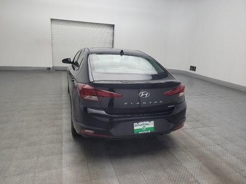 Used 2019 Hyundai Elantra Limited FWD image 6