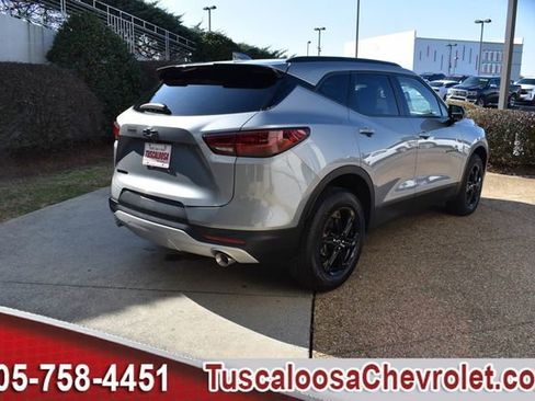 Used 2023 Chevrolet Blazer LT w/ Convenience Package image 11