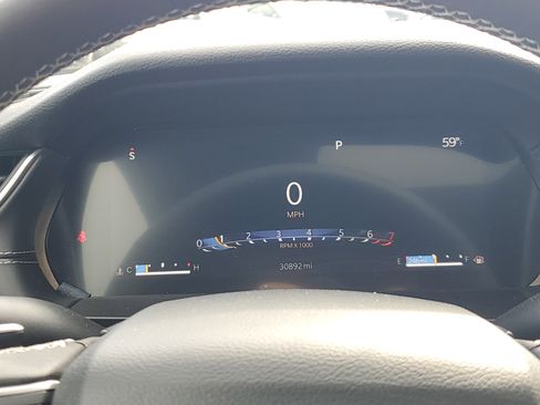 Used 2024 Jeep Grand Cherokee L Altitude image 11