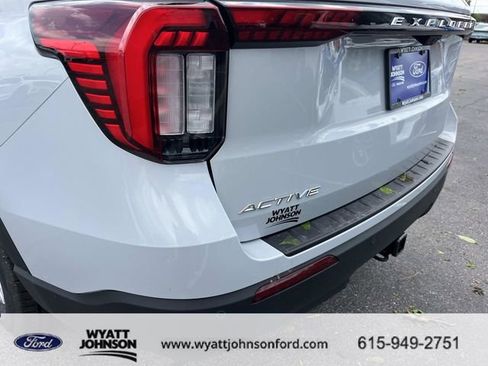 New 2026 Ford Explorer Active RWD image 10
