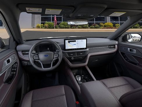New 2026 Ford Explorer Platinum image 9