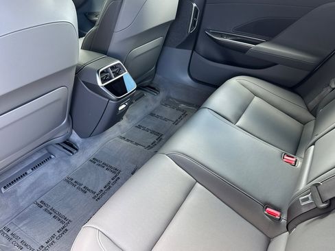 Used 2024 Lucid Air Touring image 11