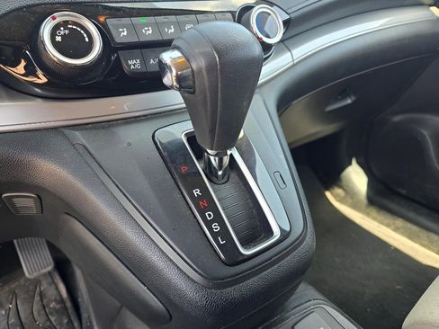 Used 2015 Honda CR-V LX image 17