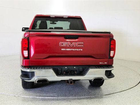 Used 2019 GMC Sierra 1500 SLE w/ X31 Off-Road Package AWD/4WD image 6