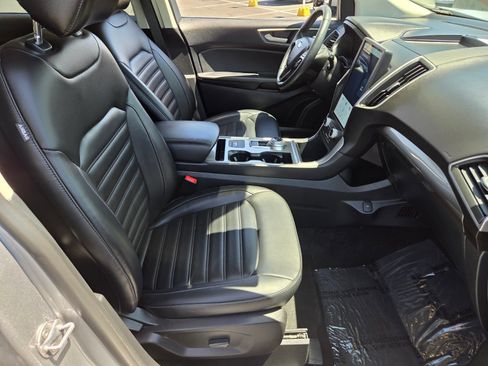 Certified 2024 Ford Edge SEL w/ Convenience Package AWD/4WD image 15