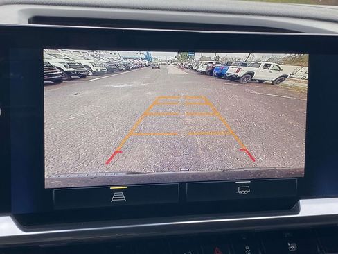 Used 2024 Chevrolet Silverado 1500 RST image 27