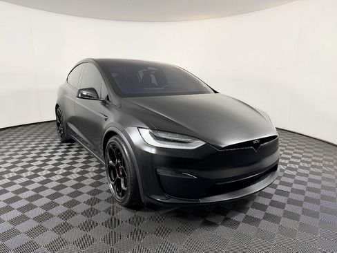 Used 2022 Tesla Model X image 5