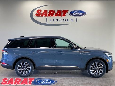 New 2026 Lincoln Aviator AWD image 1