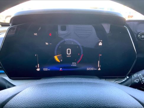 Certified 2024 Chevrolet Trax LT image 25