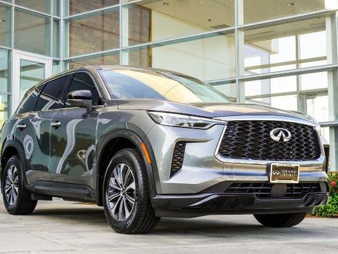 Certified 2024 INFINITI QX60 Pure FWD image 4
