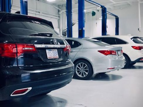 Used 2017 Acura MDX SH-AWD w/ Technology Package image 17