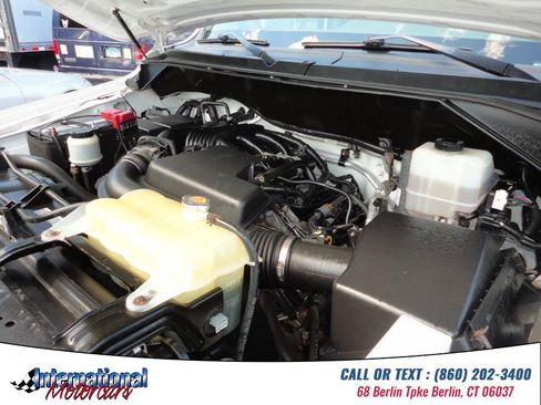 Used 2019 Nissan NV 1500 RWD image 12