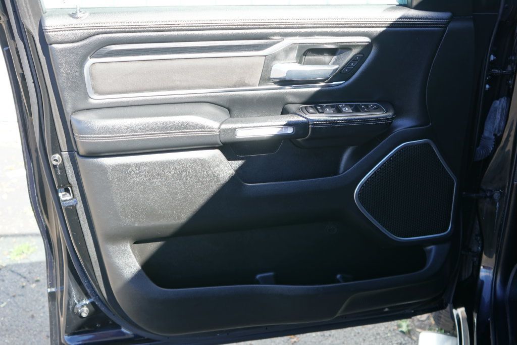 Used 2023 RAM 1500 Laramie AWD/4WD image 13