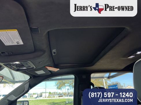 Used 2024 GMC Sierra 1500 AT4X image 9