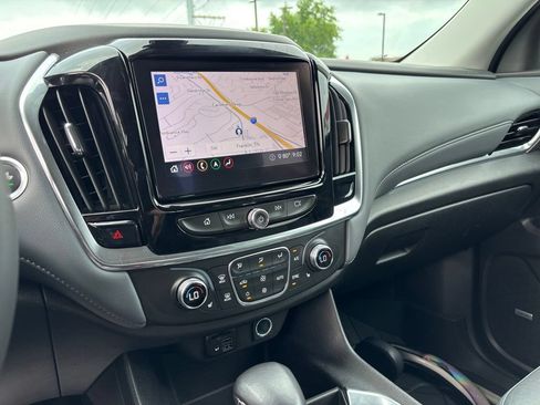 Used 2021 Chevrolet Traverse LT w/ LT Premium Package FWD image 20