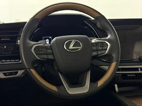 Used 2024 Lexus RX 350 w/ Accessory Package (Z1) AWD/4WD image 26