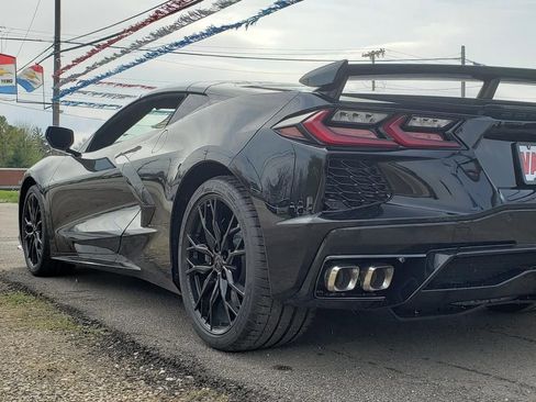 New 2026 Chevrolet Corvette Stingray Preferred Cpe w/ Z51 Performance Package RWD image 36