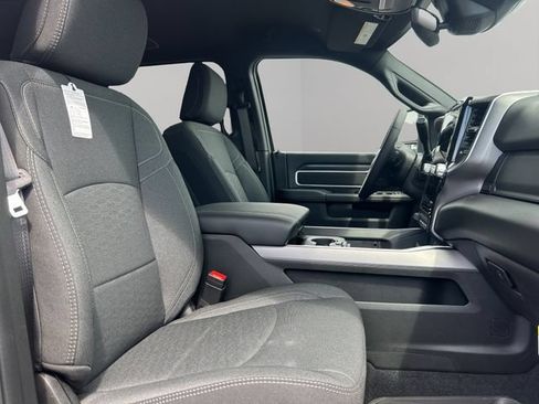 New 2026 RAM 3500 Big Horn AWD/4WD image 26