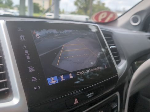 Used 2019 Honda Ridgeline RTL-E image 24