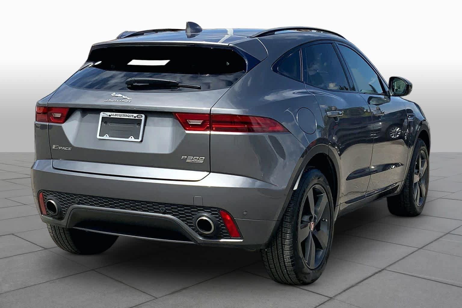 Used 2018 Jaguar E-PACE R-Dynamic SE AWD/4WD image 12