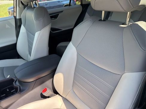 Used 2024 Toyota RAV4 Limited image 13