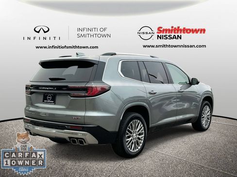 Used 2025 GMC Acadia Denali AWD/4WD image 9