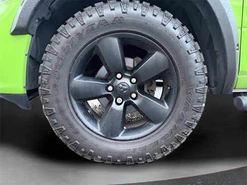 Used 2019 RAM 1500 Express w/ Wheel & Sound Group image 11