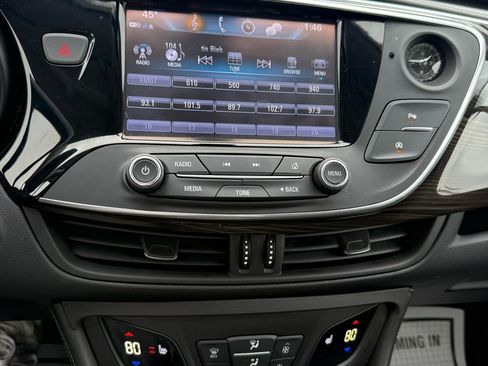 Used 2019 Buick Envision Essence image 17