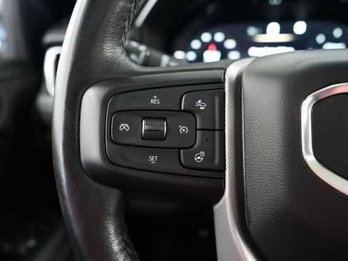 Used 2022 GMC Yukon XL Denali AWD/4WD image 24