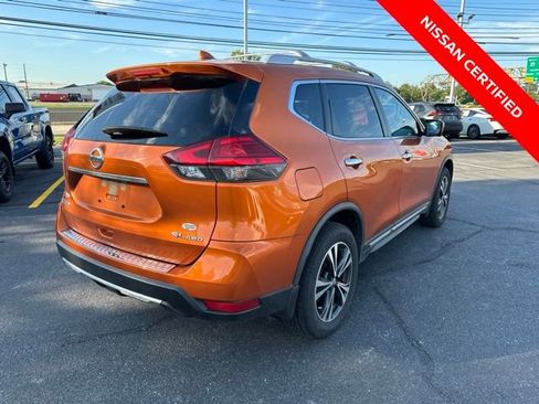 Certified 2017 Nissan Rogue SL AWD/4WD image 8