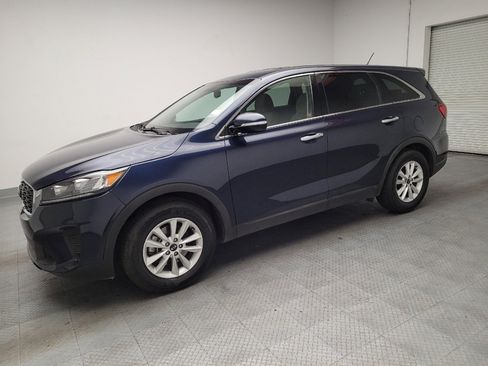 Used 2019 Kia Sorento FWD image 2