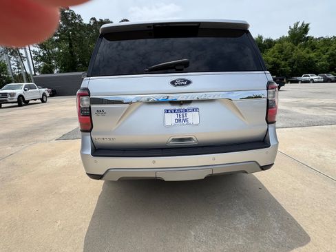 Used 2019 Ford Expedition Max Limited w/ Equipment Group 302A AWD/4WD image 7