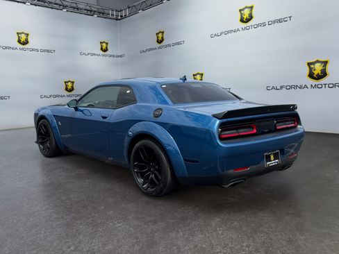Used 2021 Dodge Challenger R/T Scat Pack RWD image 3