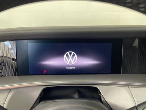 New 2026 Volkswagen Tiguan SE R-Line AWD/4WD image 4