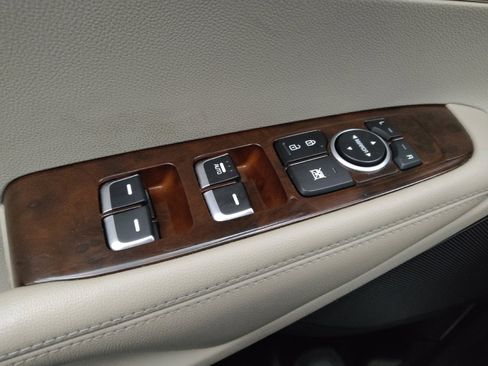Used 2018 Kia Sorento AWD image 27