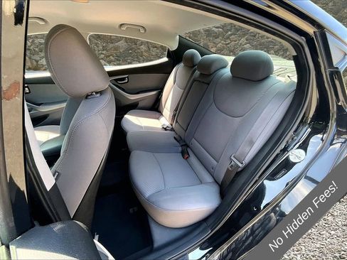 Used 2014 Hyundai Elantra SE FWD image 22