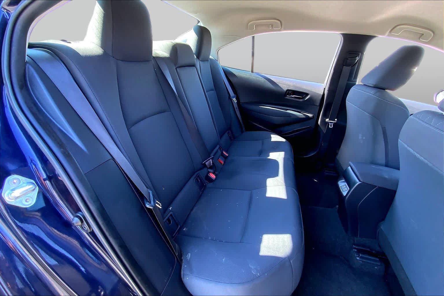 Used 2024 Toyota Corolla LE FWD image 19