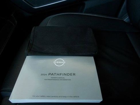 Certified 2024 Nissan Pathfinder SL image 47