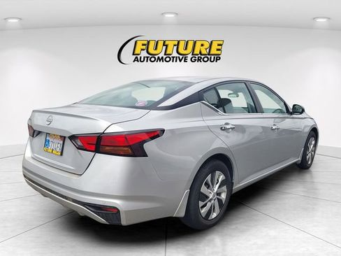 Certified 2024 Nissan Altima 2.5 S FWD image 3