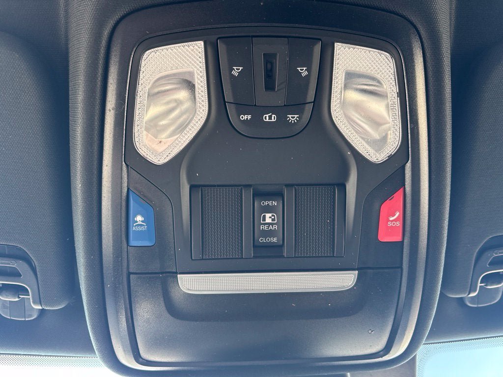 Used 2024 RAM 1500 Big Horn AWD/4WD image 18