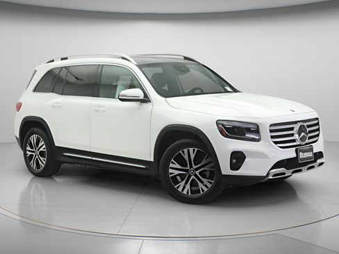 Certified 2026 Mercedes-Benz GLB 250 image 31