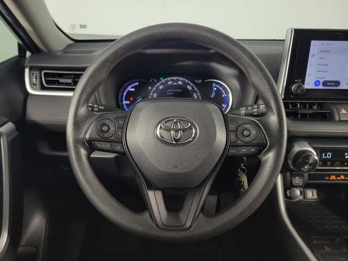 Used 2024 Toyota RAV4 LE AWD/4WD image 21