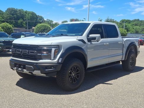 Used 2024 Ford F150 Raptor AWD/4WD image 4