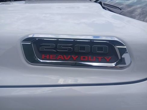 New 2026 RAM 2500 Tradesman AWD/4WD image 9