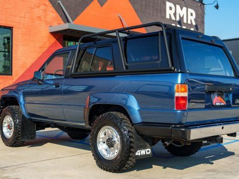 Used 1989 Toyota 4Runner Deluxe image 4