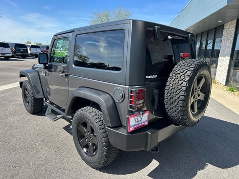 Used 2017 Jeep Wrangler Sport image 5