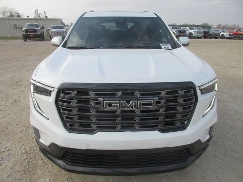New 2026 GMC Acadia Denali Ultimate AWD/4WD image 10